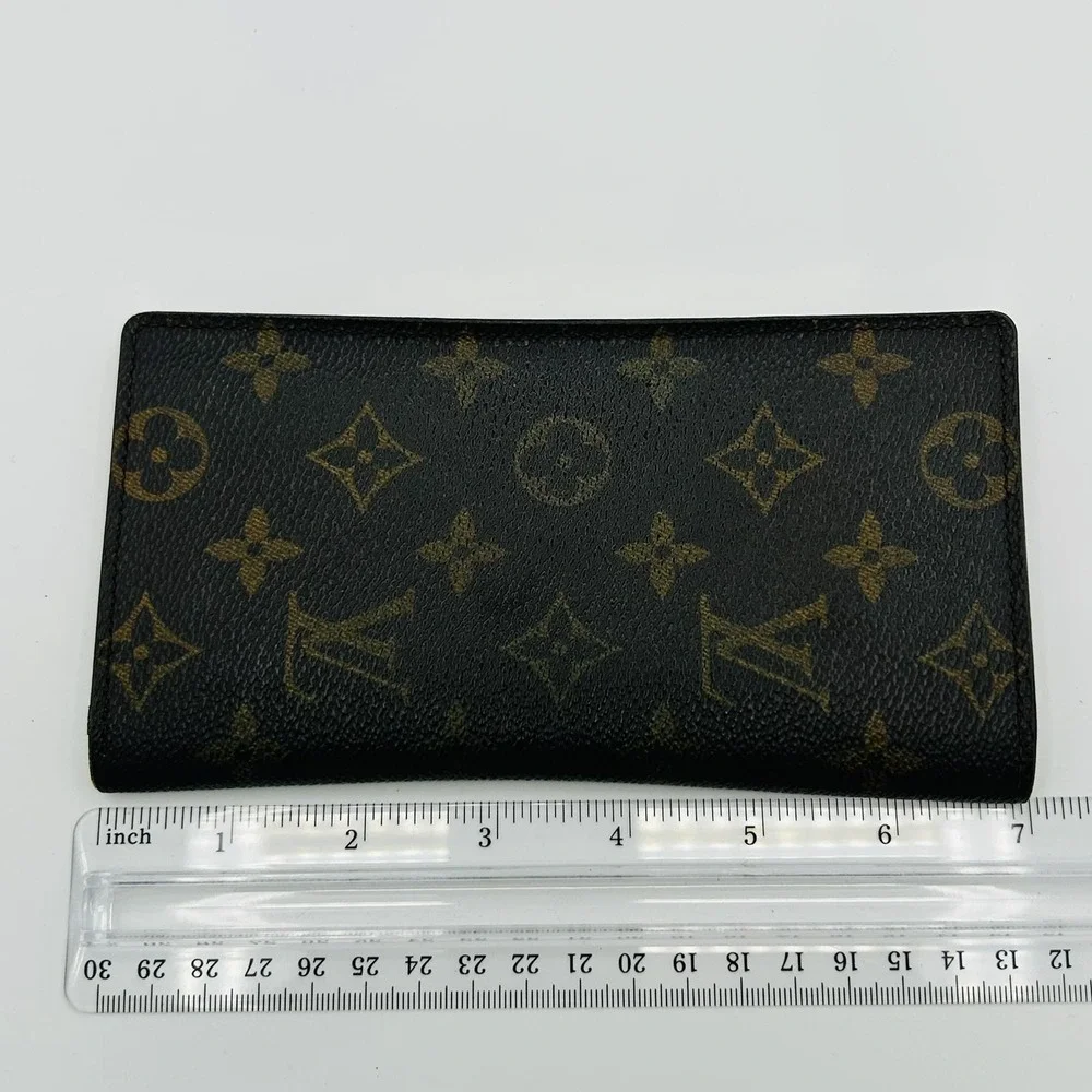 Louis Vuitton Wallet Womens One Size Brown Monogram Long Bifold Credit Card